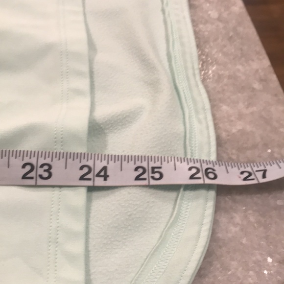 Under Armour Pullover Top Womens Medium Mint Green Half Zip Running Athletic - Picture 9 of 10